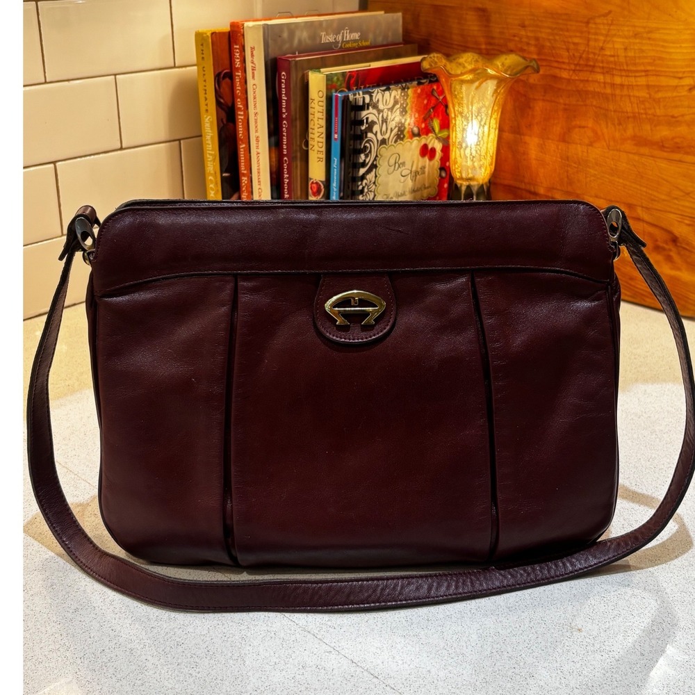 Etienne Aigner Vintage Leather Crossbody Bag Oxblood Burgundy Gold Logo